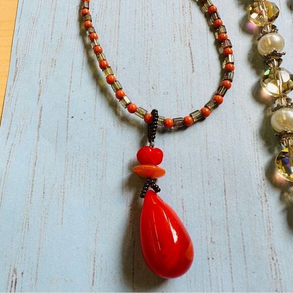 Beaded Necklace Bundle - Picture 2 of 6